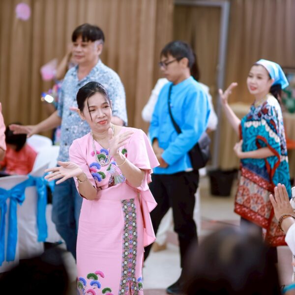 LINE_ALBUM_งานเกษียณ อ.ชาลี_250922_8